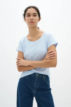 IsakayaIW T-shirt
