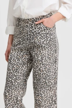 IXJILLA Jeans