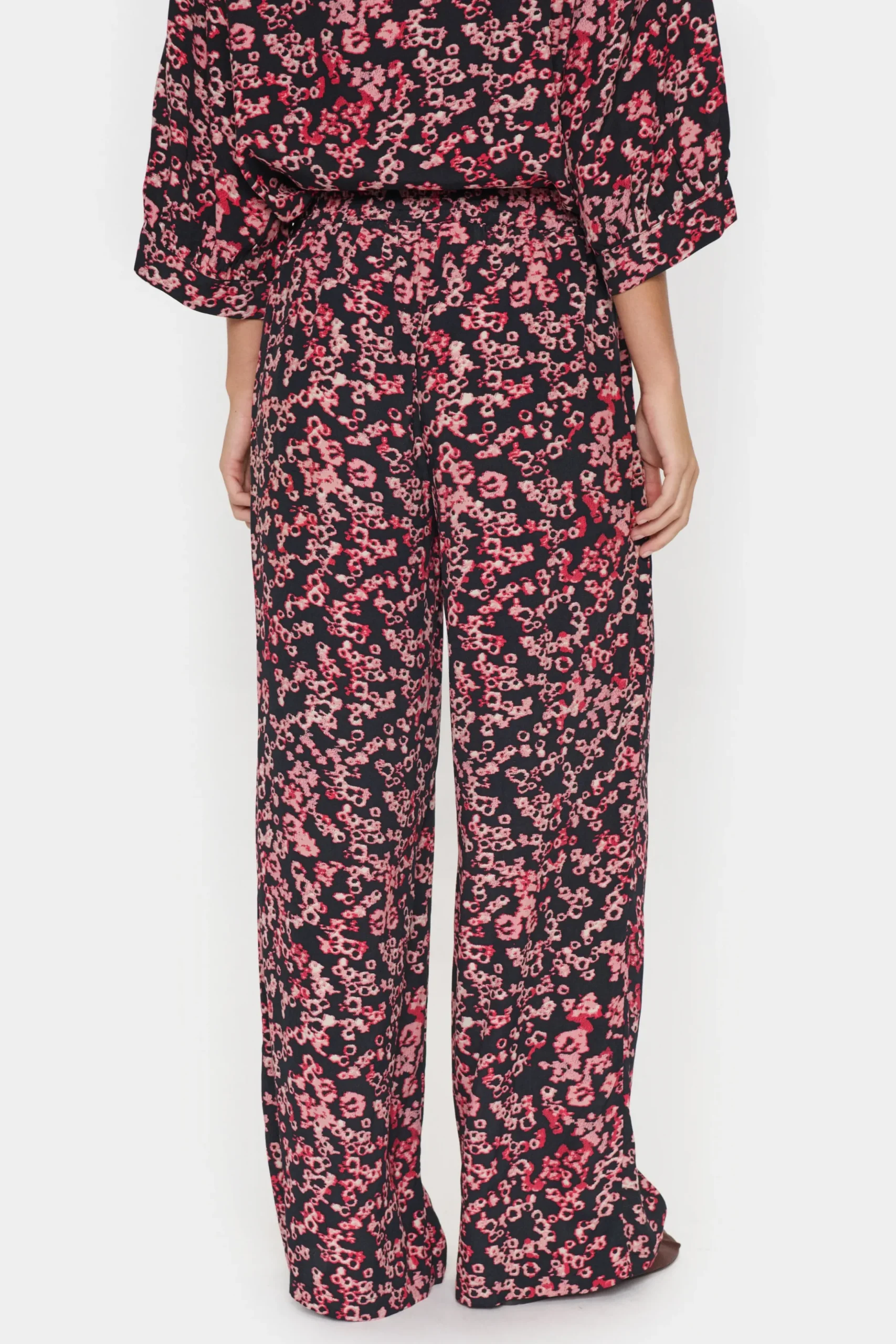 JeahSZ Trousers