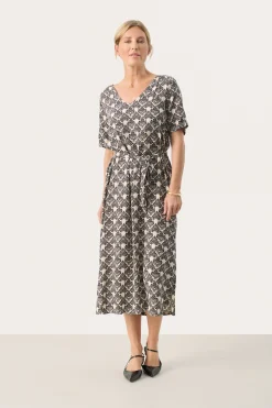 JosiaPW Dress