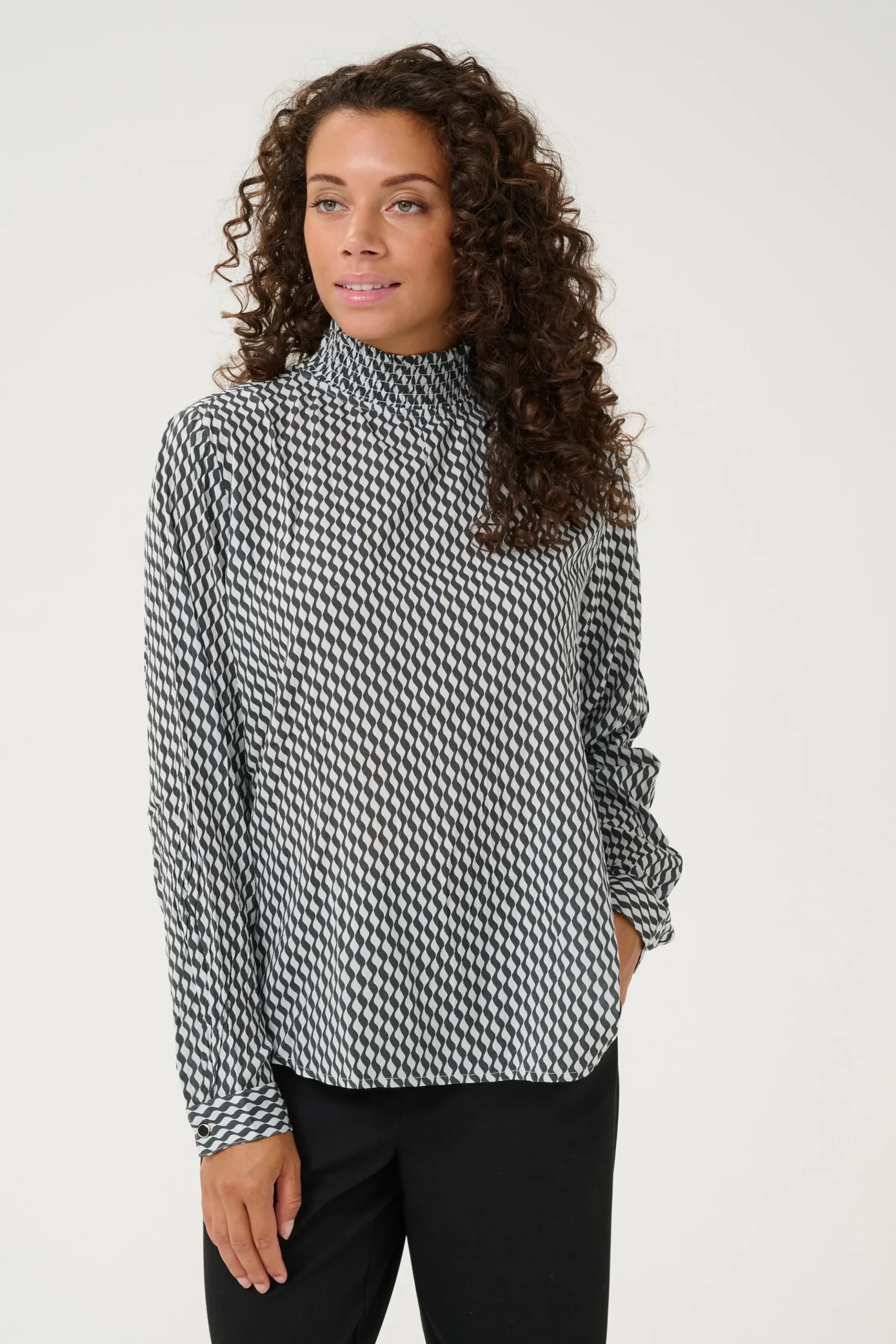 KAamber Blouse