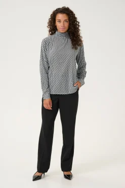 KAamber Blouse