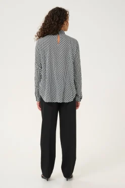 KAamber Blouse
