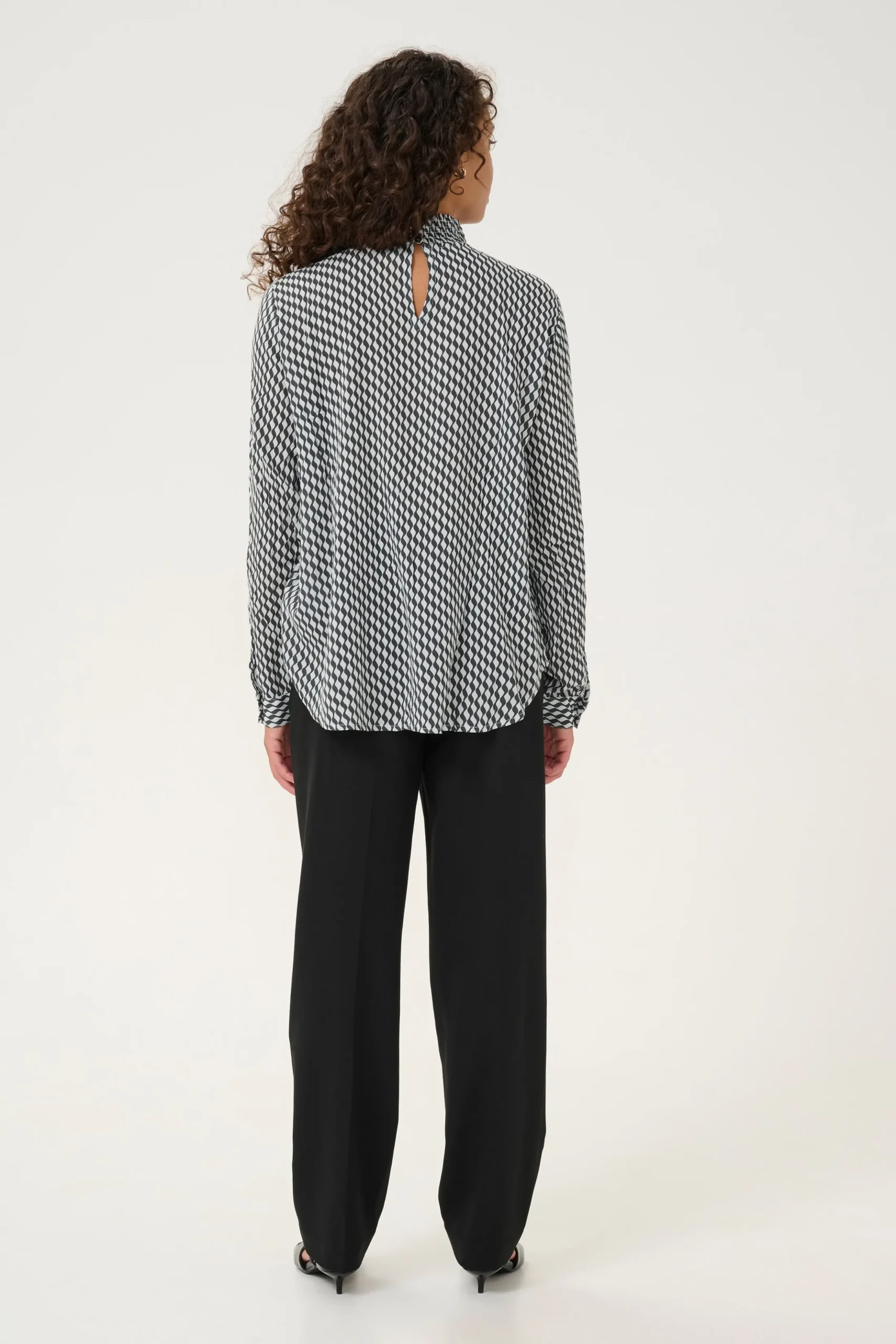 KAamber Blouse