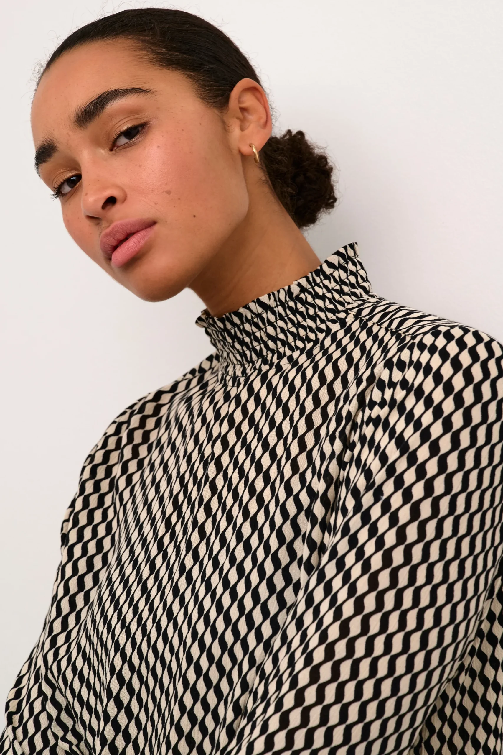 KAamber Blouse