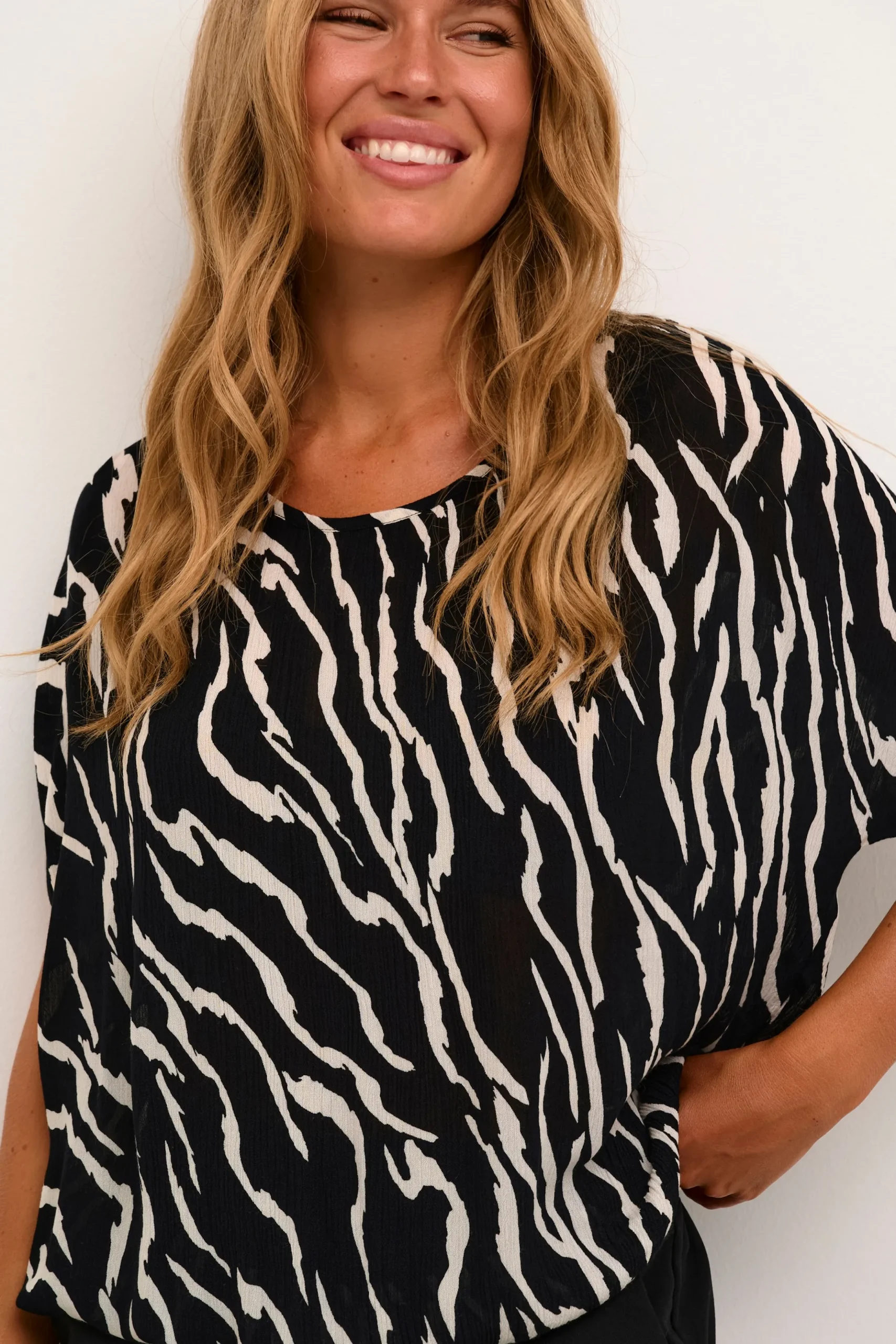 KAamber Blouse