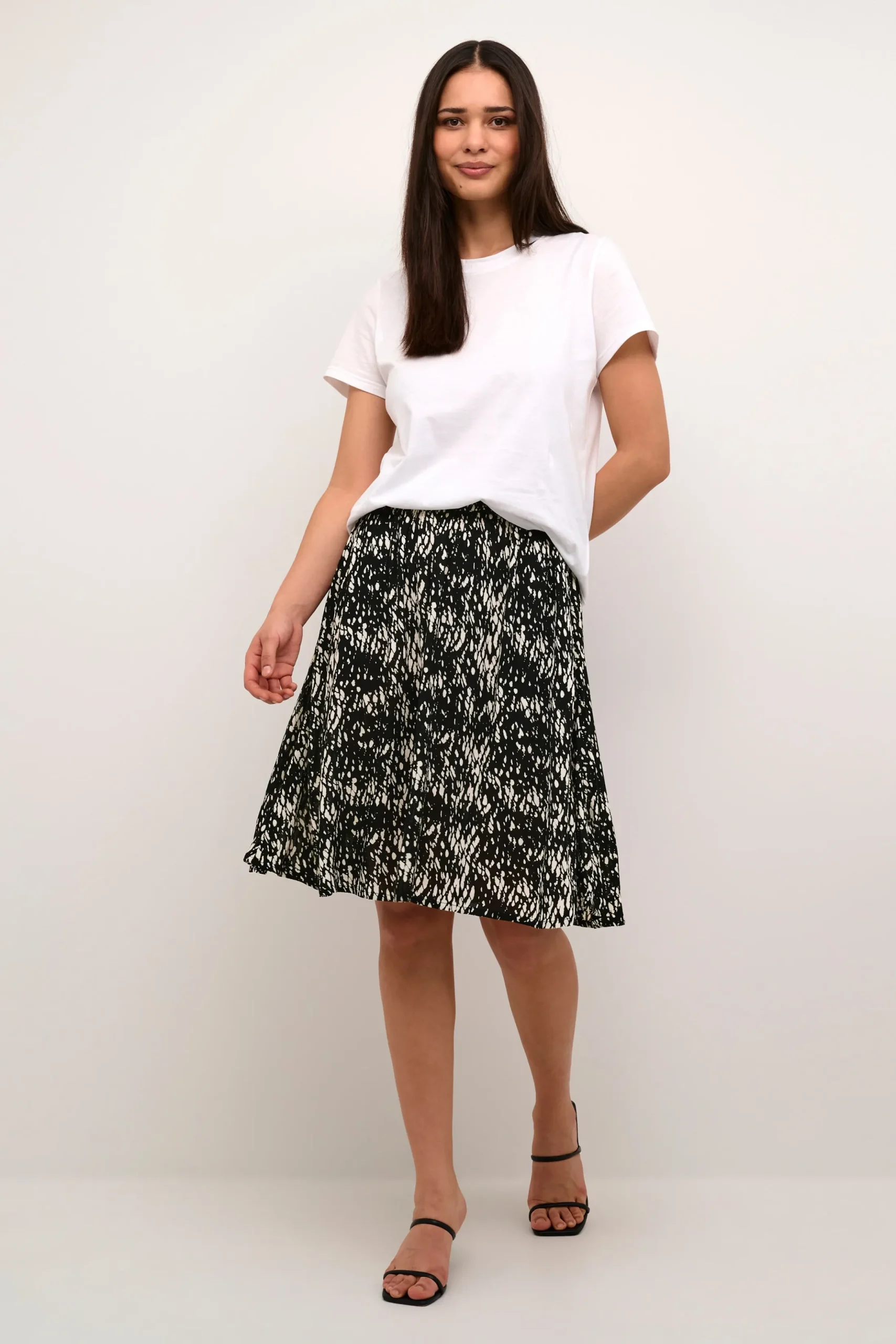 KAamber Skirt