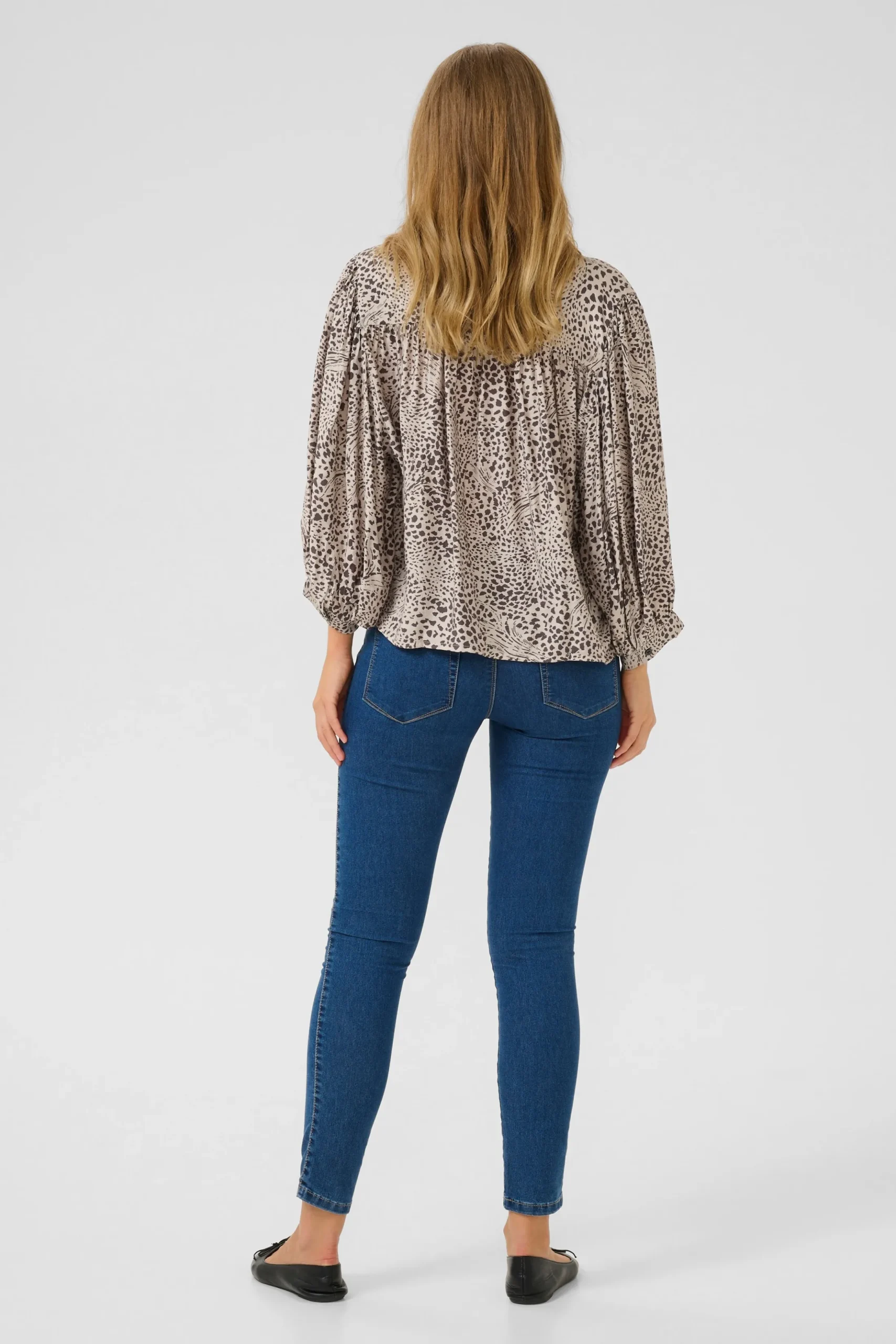 KAdebra Blouse