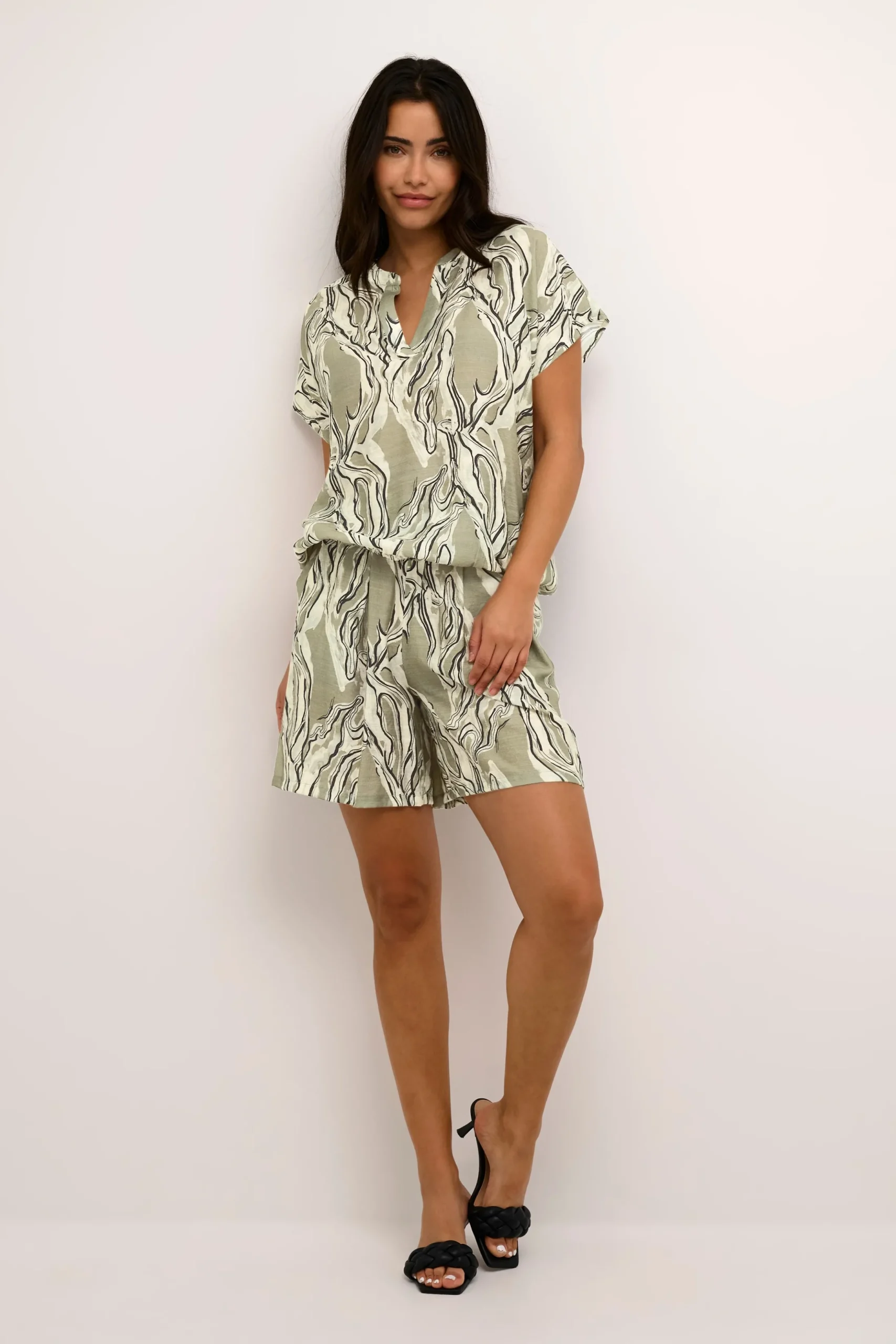 KAelino Blouse
