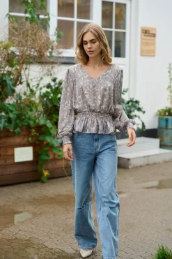 KAemma Blouse