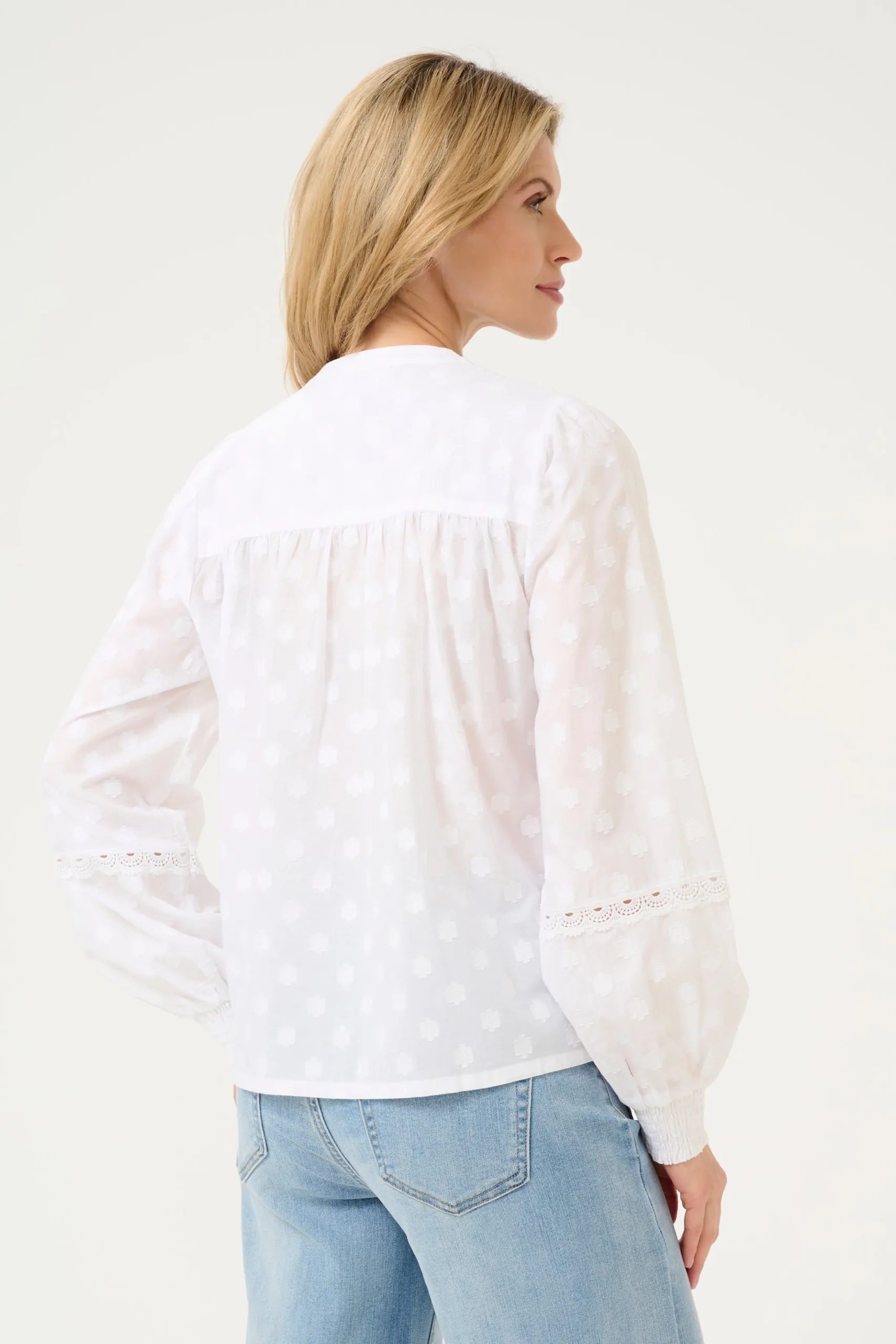 KAenya Blouse