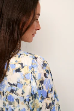 KAeva Blouse
