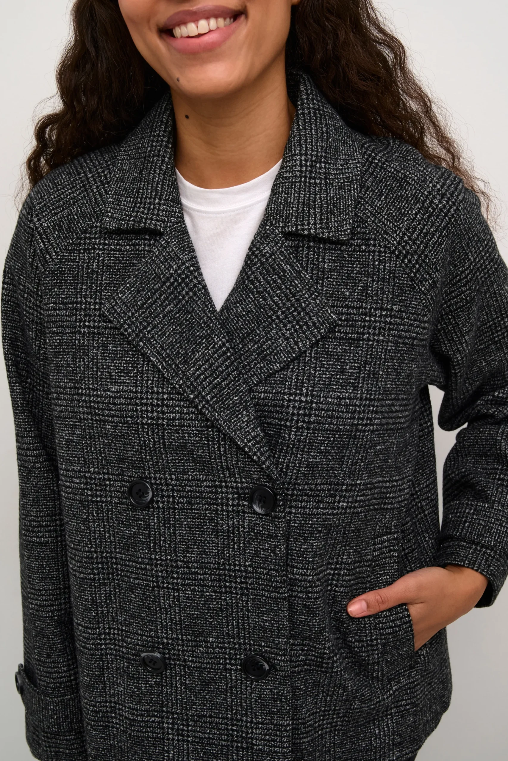 KAfabiola Outerwear