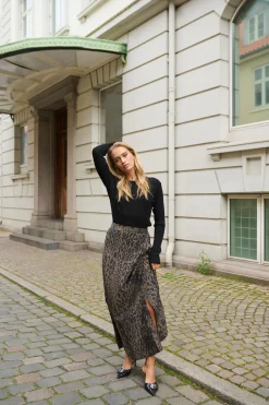 KAjemma Skirt