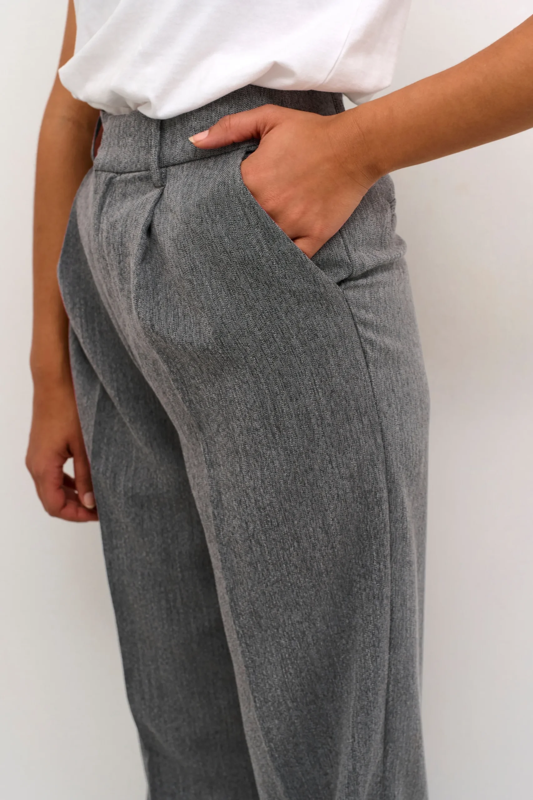 KAjosie Trousers