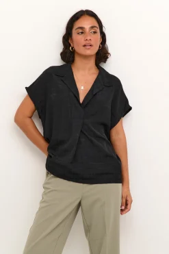 KAjuliane Blouse