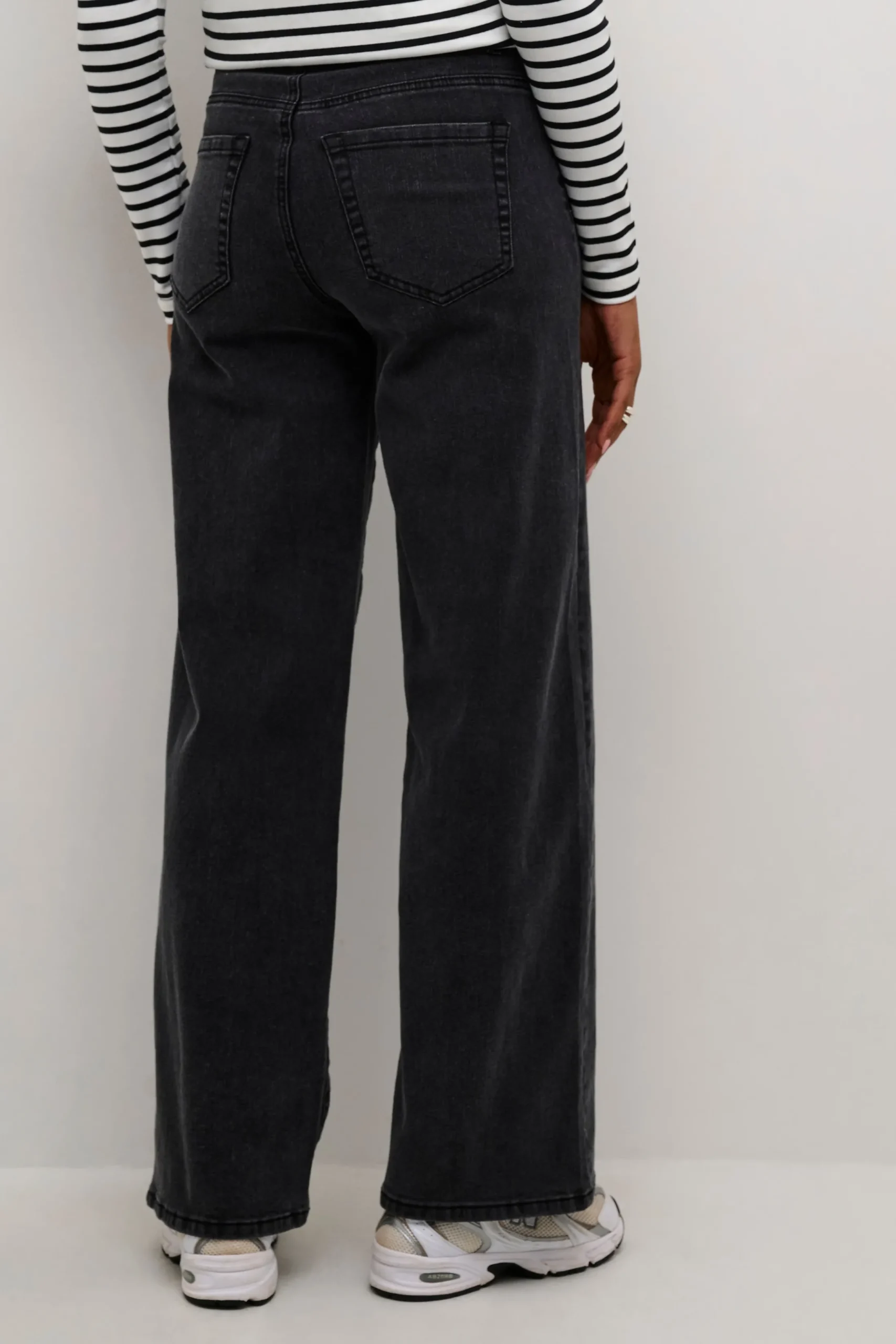 KAkarla Jeans