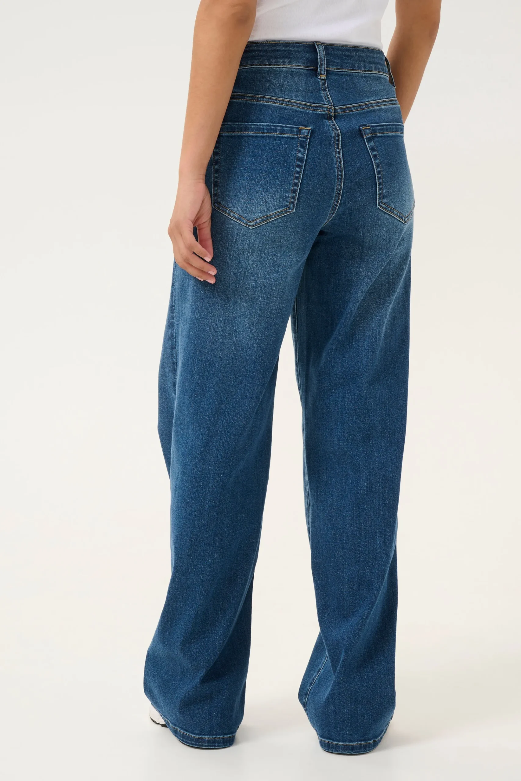 KAkarla Jeans
