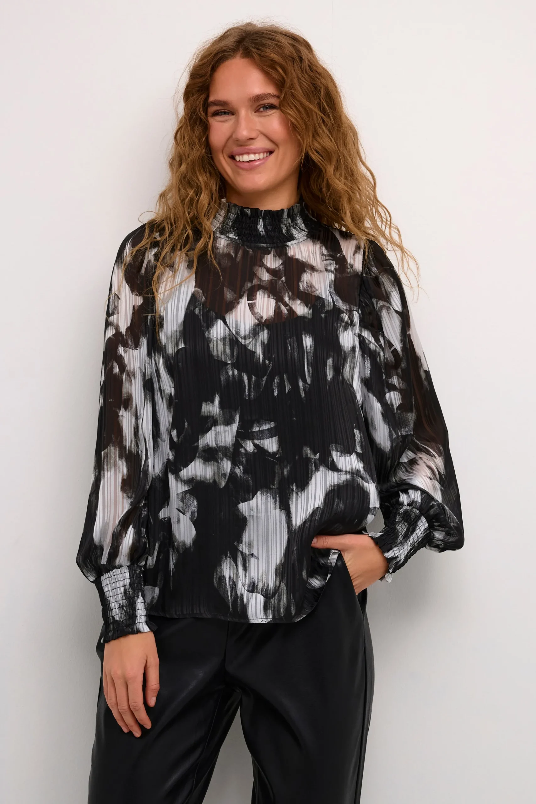 KAlifa Blouse