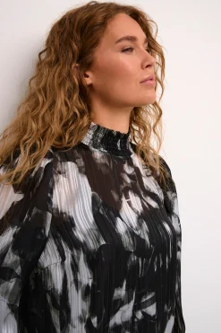 KAlifa Blouse
