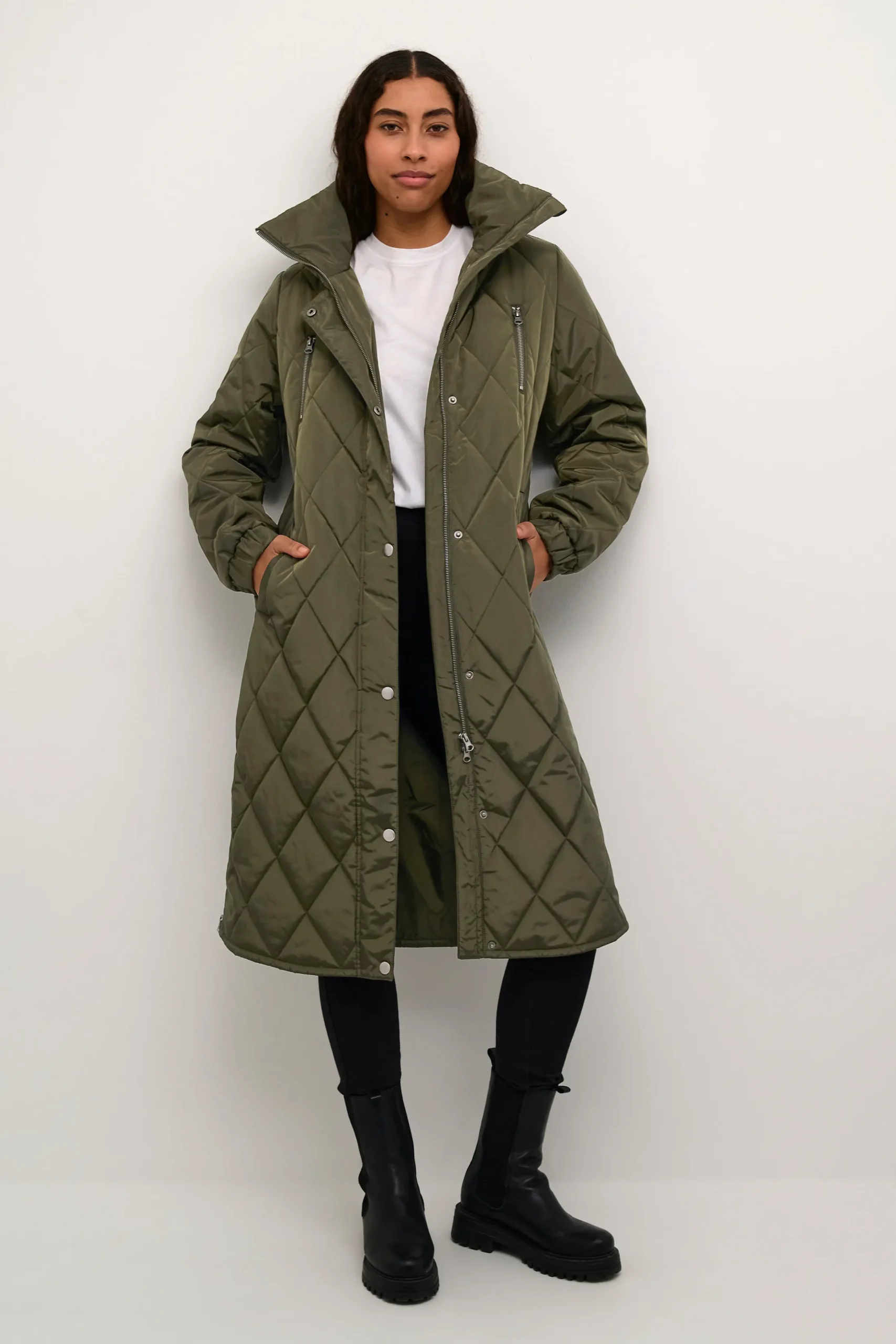 KAlindsay Outerwear