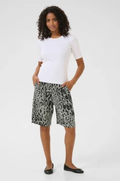 KAmilia Shorts