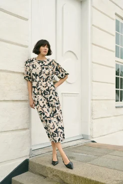 KApaco Dress