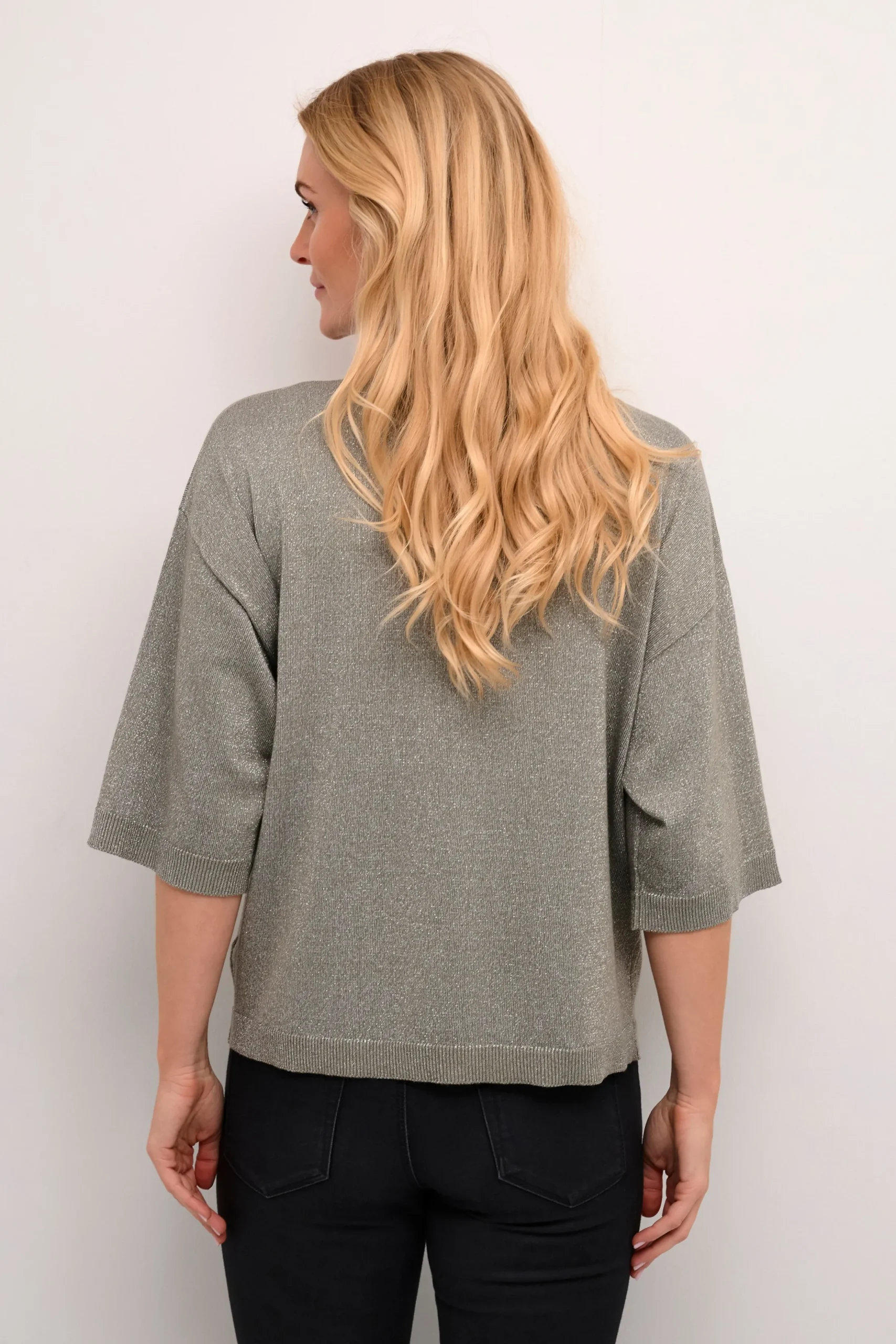 KAregina Cardigan