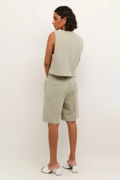 KAsakura Shorts