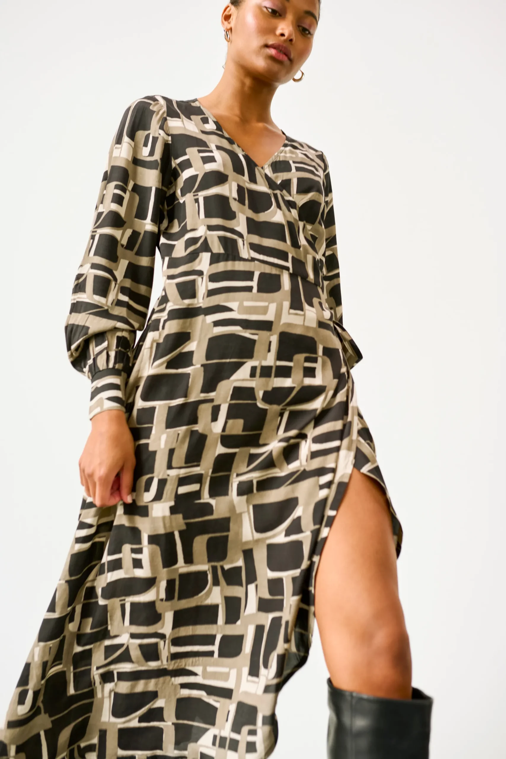 KAtanya Dress