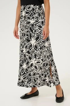 KAvera Skirt