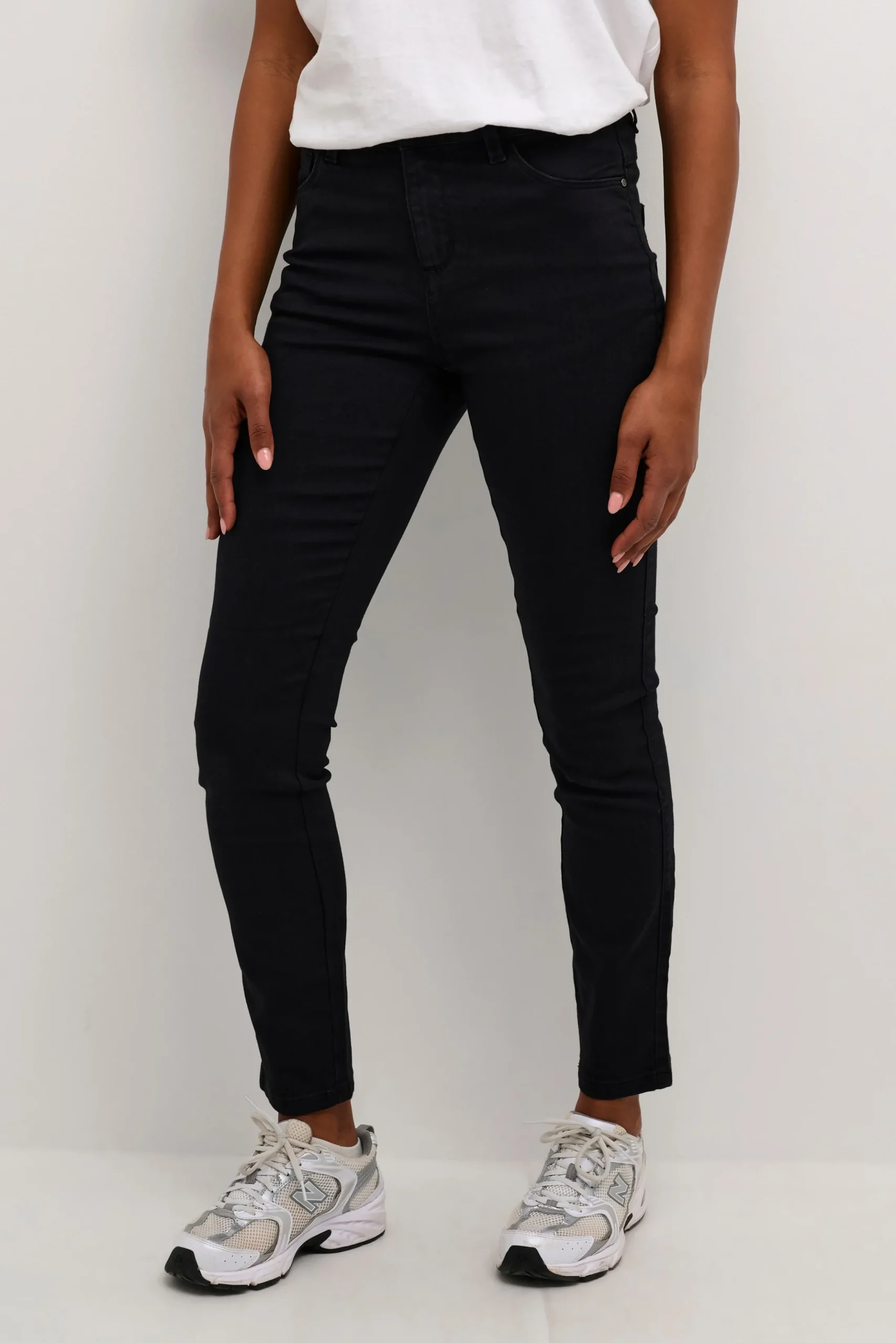 KAvicky Jeans