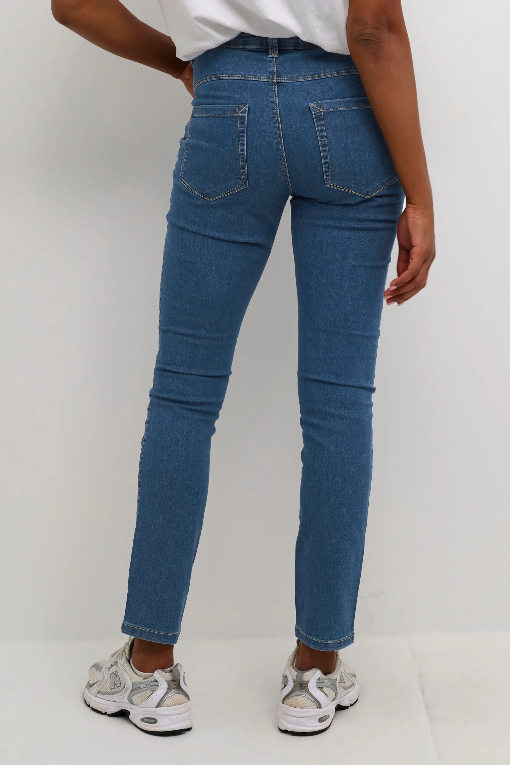 KAvicky Jeans