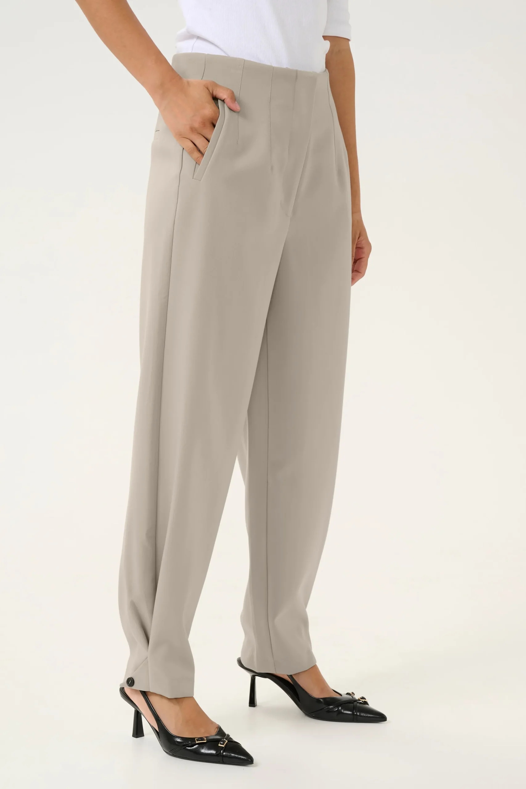 KAvitta Trousers