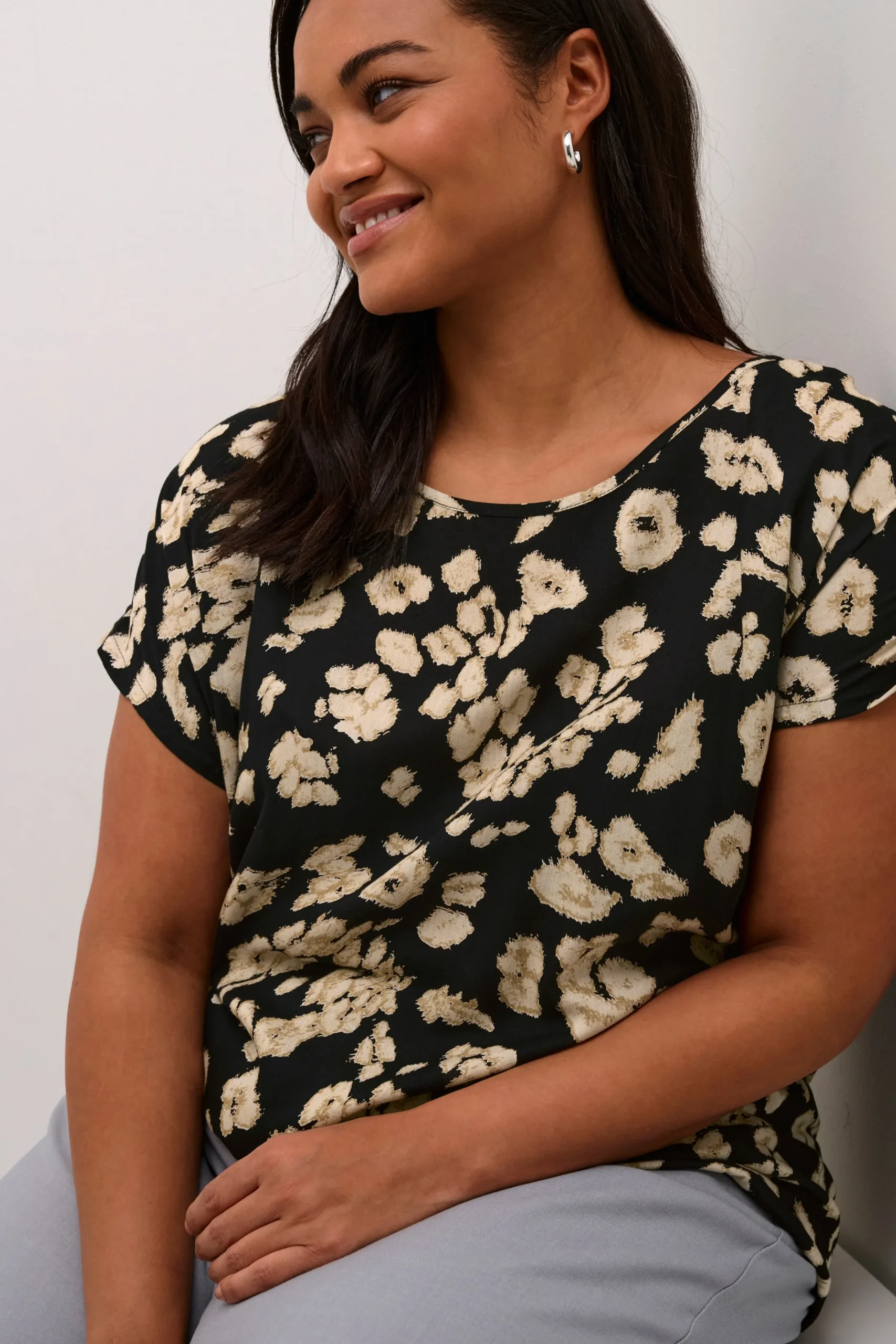 KCbella Blouse