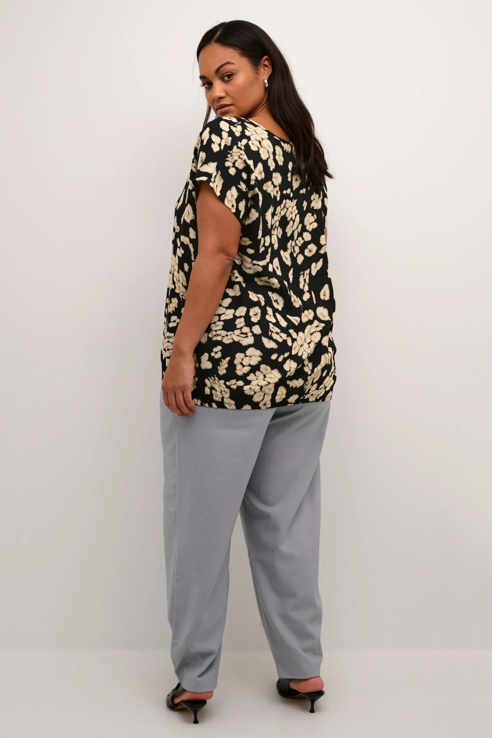 KCbella Blouse