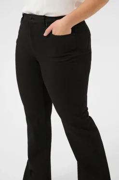 KCdina Jeans