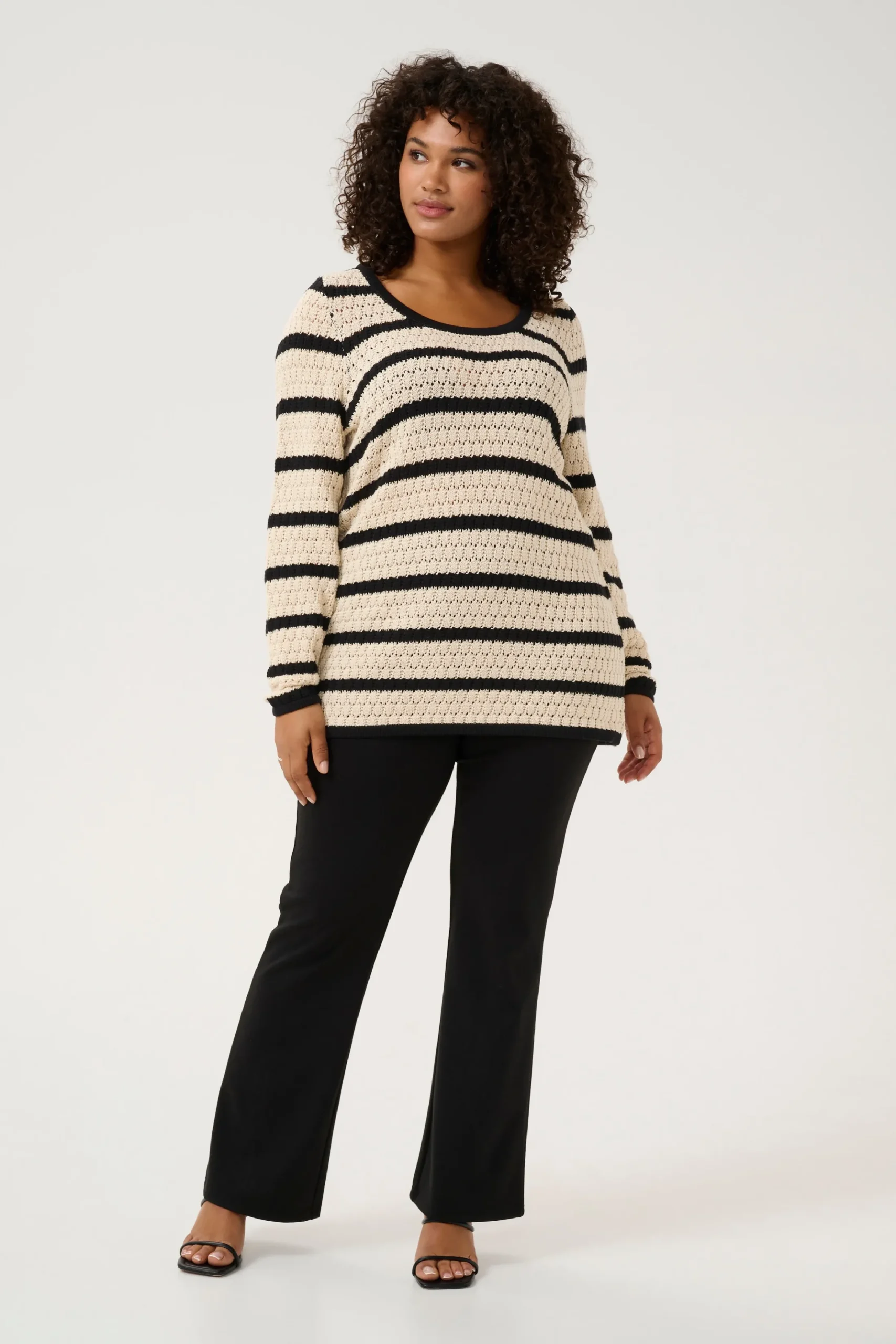 KCelina Pullover