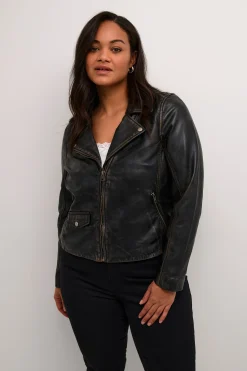 KCjanet Outerwear