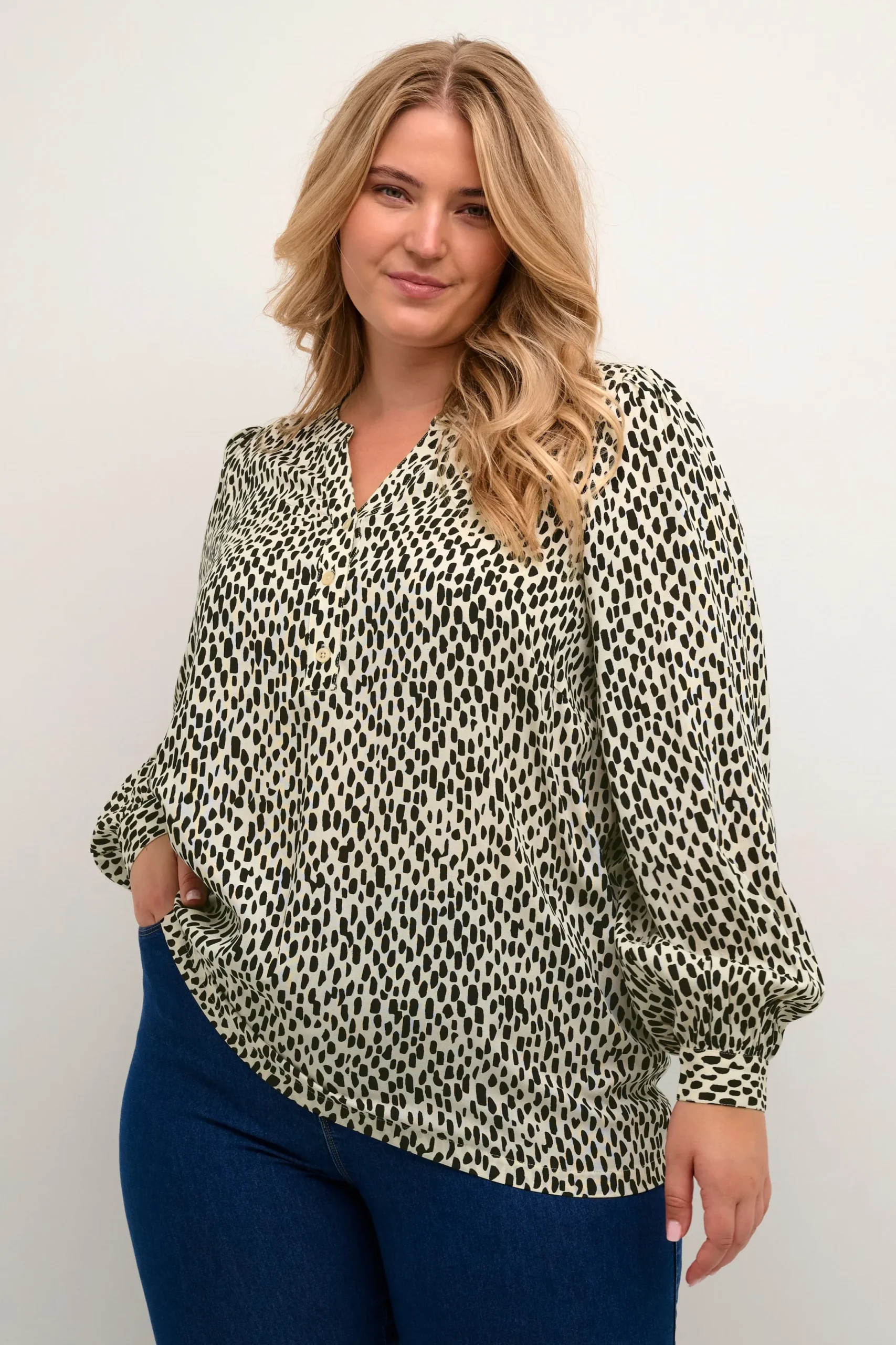 KCjenny Blouse