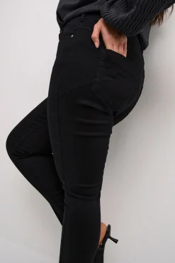 KCjolie Jeans