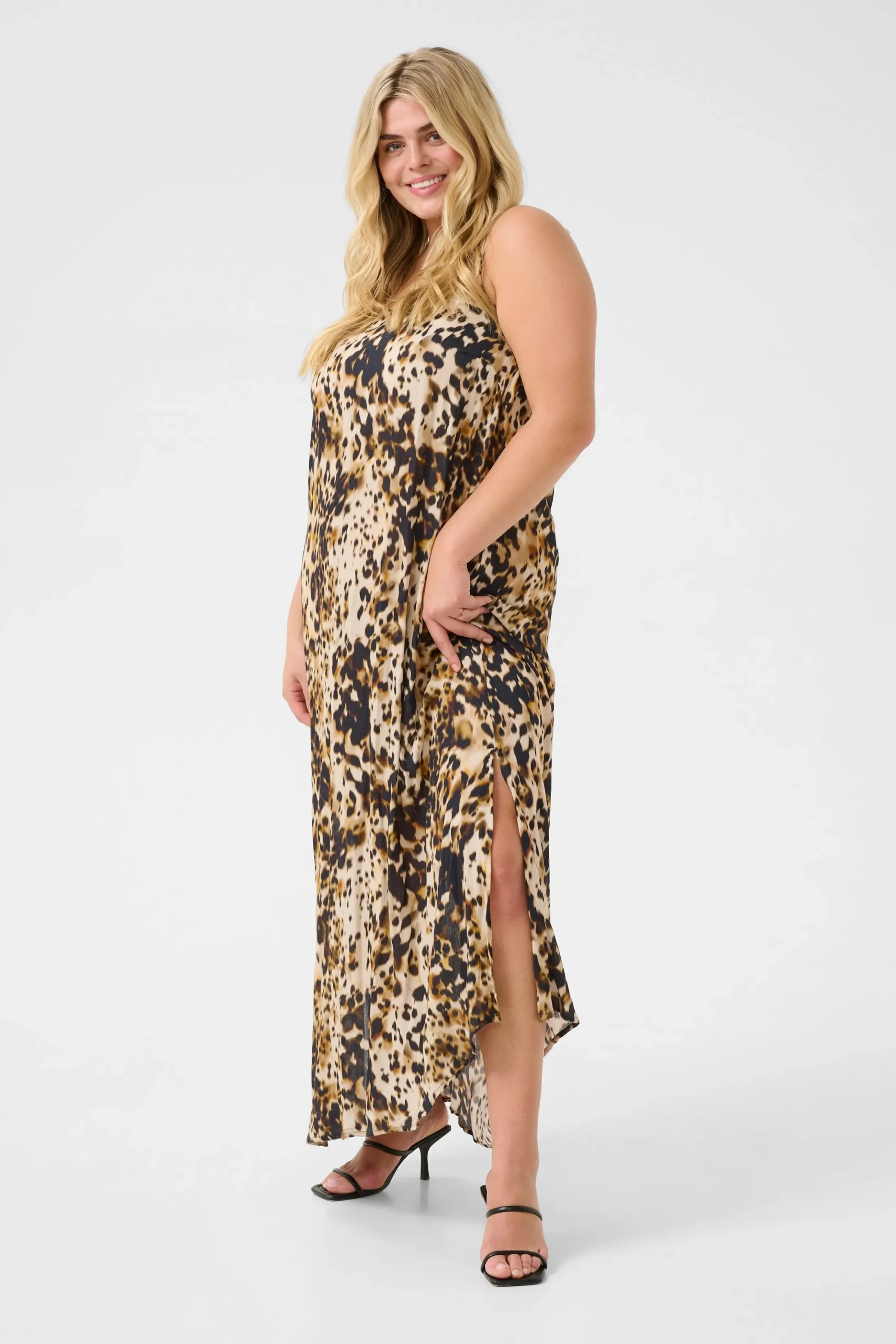 KCjulia Dress