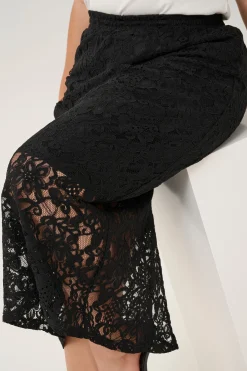 KClanica Skirt