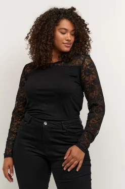 KClaura Blouse