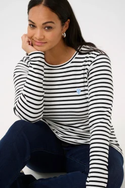 KClia T-shirt