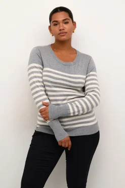 KClizzy Pullover