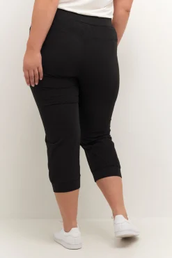 KCnana Capri pants