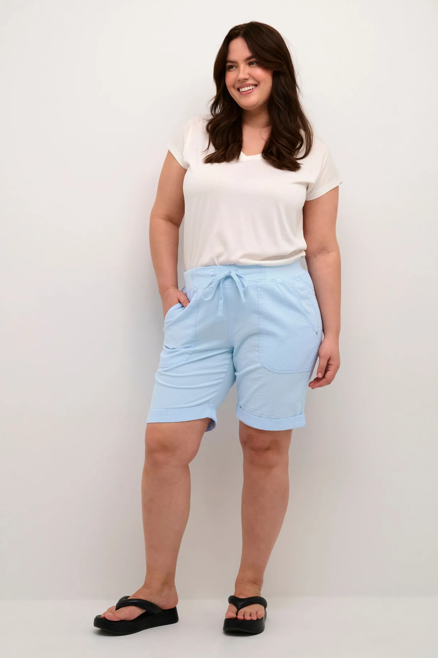 KCnana Shorts