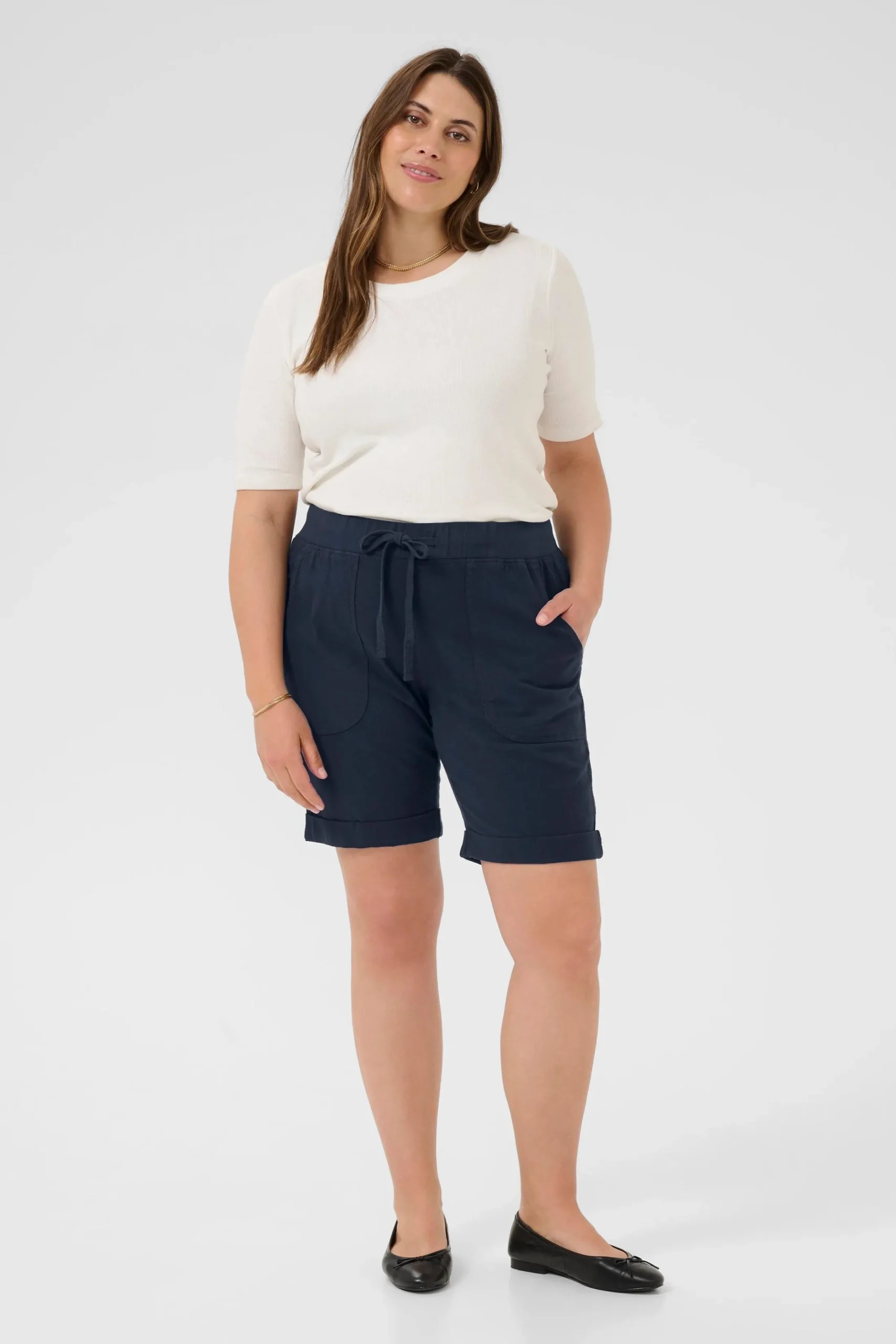 KCnana Shorts