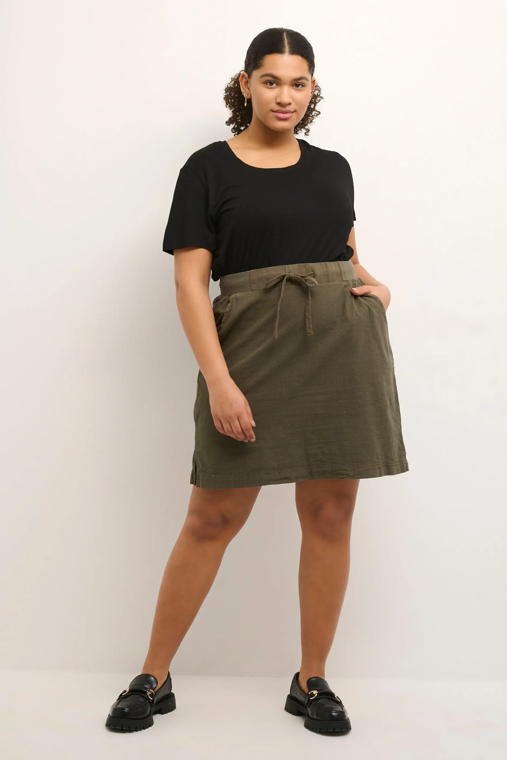 KCnana Skirt